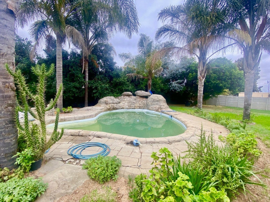 3 Bedroom Property for Sale in Joostenbergvlakte Western Cape